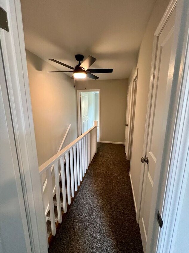 Foto principal - NEWLY Renovation: Spacious 2-Story Apartment in Easley - MOVE IN BONUS!