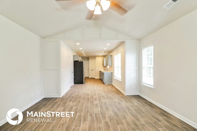 Foto del edificio - 2728 Lomond St