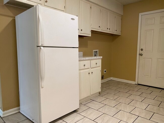 Building Photo - 36 Lennon Cove