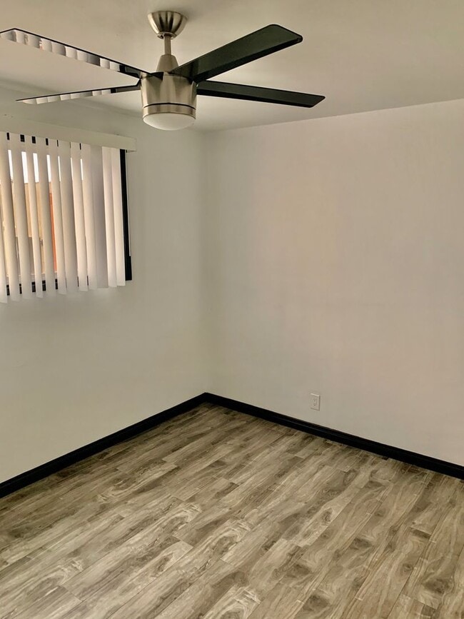 Interior Photo - Manhattan Manor LLC