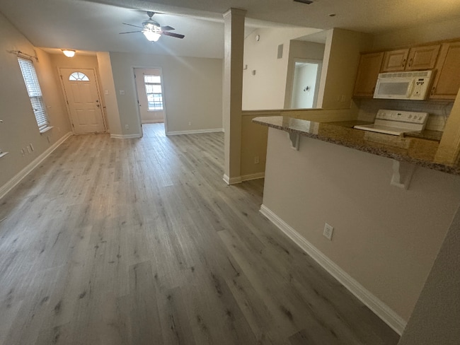 Foto del edificio - 12805 Courage Crossing