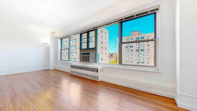 Foto del edificio - 115 Ashland Pl