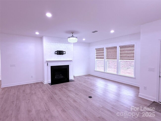 Foto del edificio - 9314 Moss Plantation Ave NW