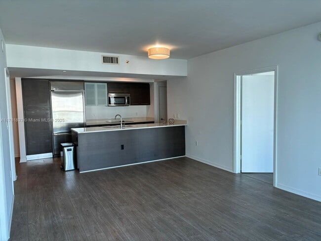 Foto del edificio - 55 SE 6th St