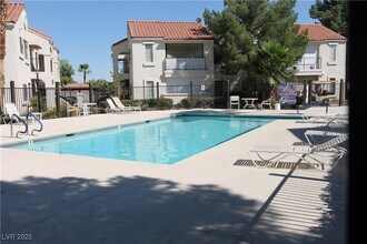 Building Photo - 4872 Nara Vista Way