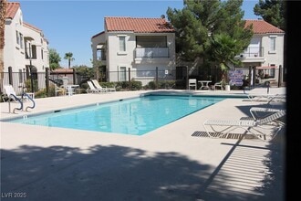 Building Photo - 4872 Nara Vista Way