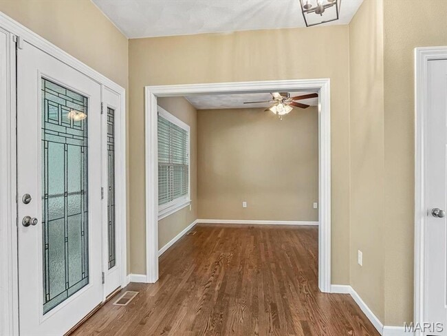 Building Photo - 1200 Gregerson Ct