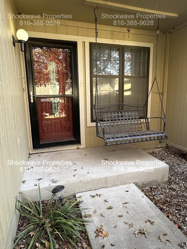 Building Photo - 12216 Holmes Ln