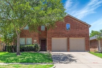 Building Photo - 13221 Elmhurst Dr