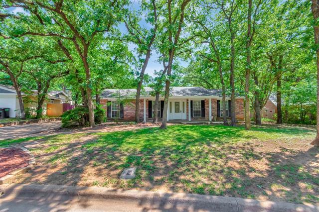 Foto principal - 3414 Hampshire Dr
