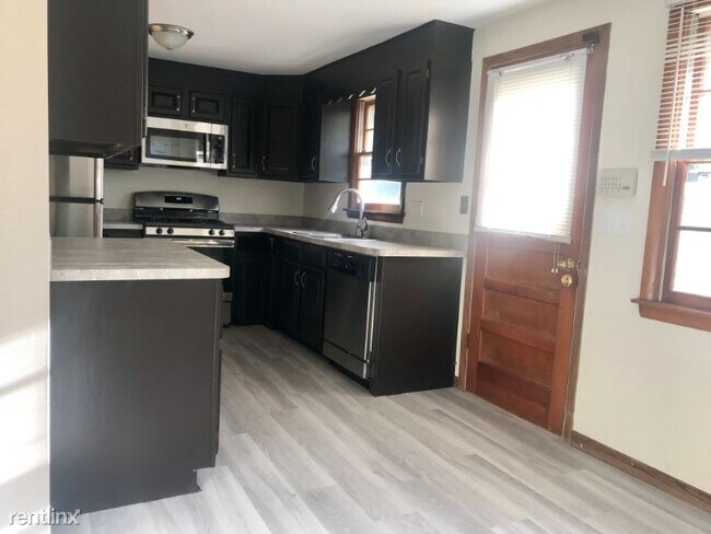 Building Photo - 4 br, 2 bath House - 25 Philson Ct