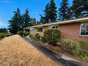 Building Photo - 2122 NW 190th St