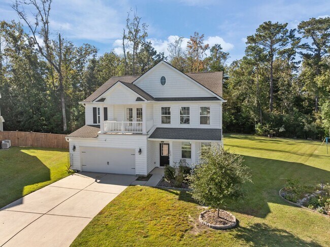 Foto del edificio - Beautiful Rental in Coosaw Preserve