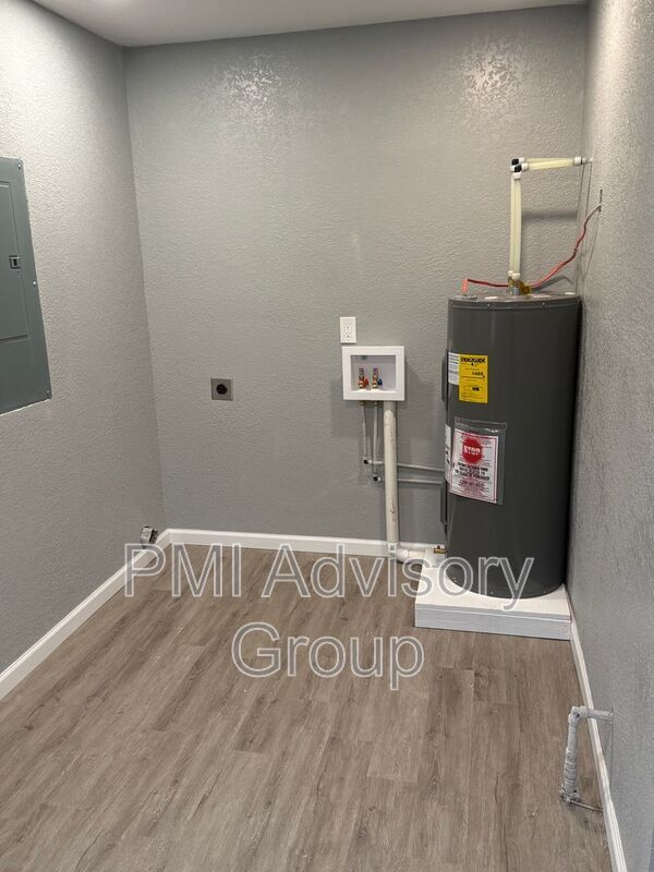 Foto del edificio - 2328 SW Eveningside Dr