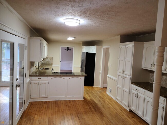 Foto del edificio - 3125 St Andrews Cir