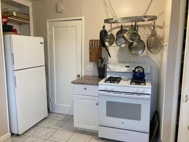 Foto del edificio - 3 bedroom in Palo Alto CA 94306