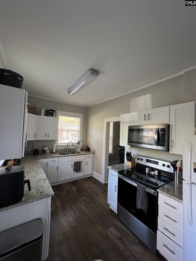 Building Photo - 182 S Marion St