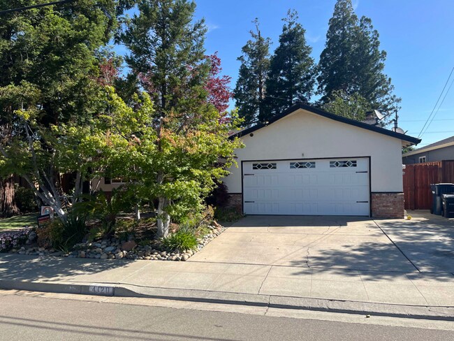 Foto del edificio - 4120 Pomona Way