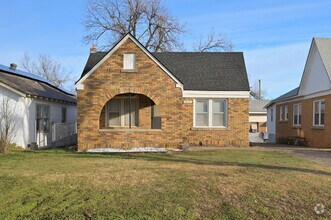 Building Photo - 1805 NW 29th St