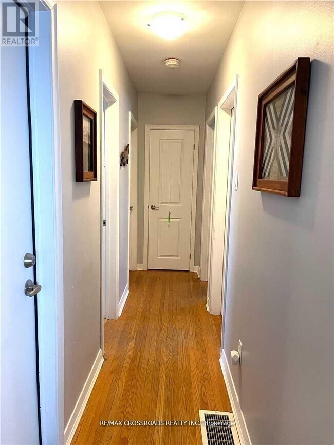 Photo du bâtiment - 89 Ottaway Ave