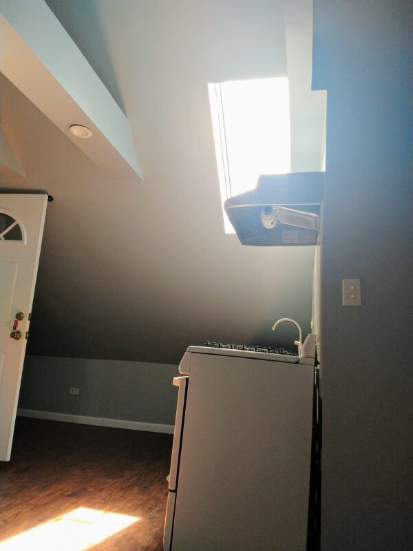 Foto del edificio - 2407 S Drake Ave