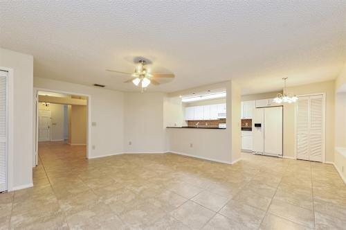 Building Photo - 1906 Coral Tree Ct