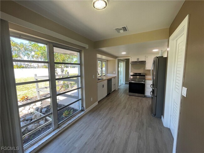 Foto del edificio - 253 SE 46th Ter