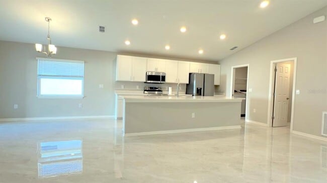 Foto del edificio - 1551 Eucalyptus Wy