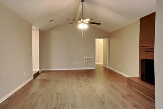 Building Photo - 935 Red Rock Canyon Dr