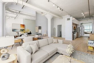 Building Photo - 420 San Pedro St