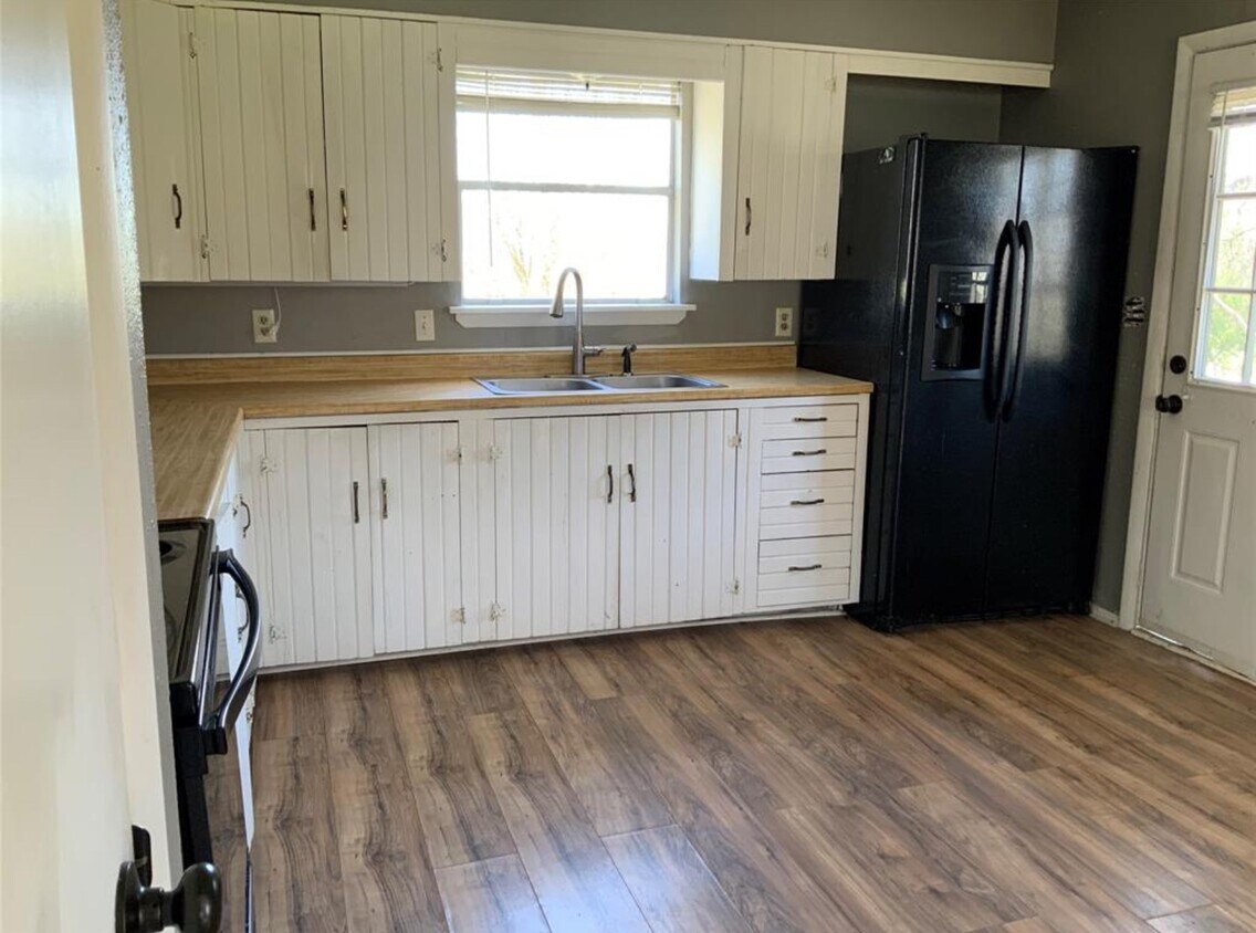 Foto principal - 2820 Fisher Hill Rd