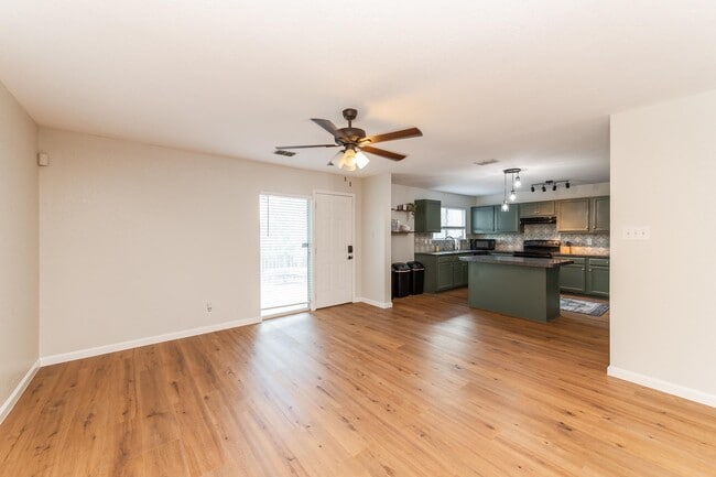 Building Photo - 13111 Southton Run