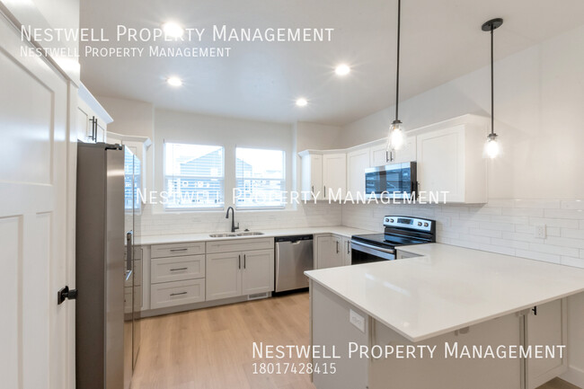 Building Photo - Brand New 3-bed Townhome in Lehi!