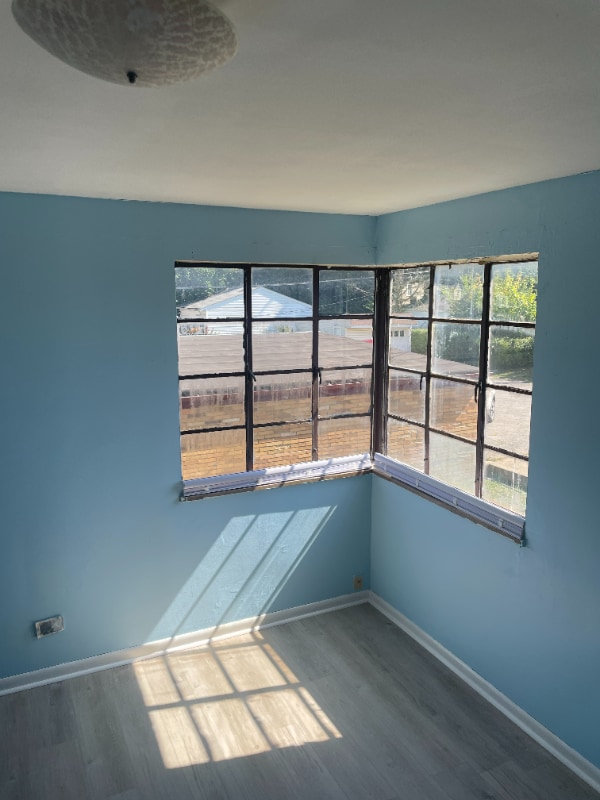 Building Photo - 4233 Ridge Rd