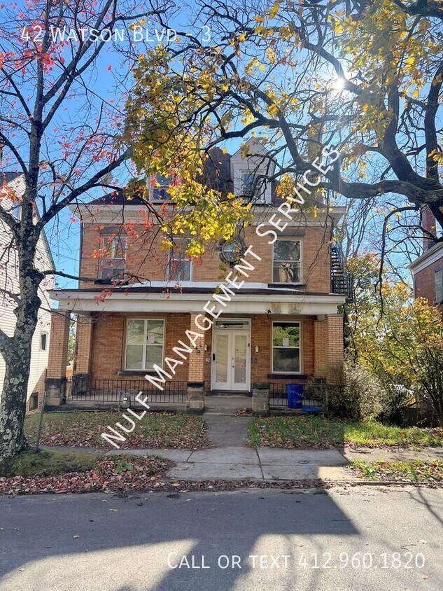 Foto del edificio - 42 Watson Blvd