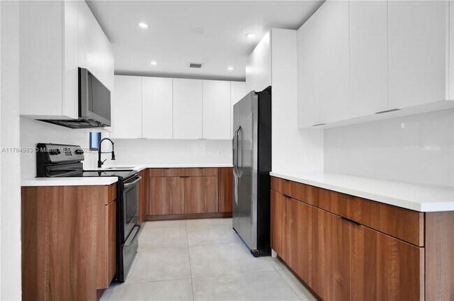 Foto del edificio - 1801 NE 175th St