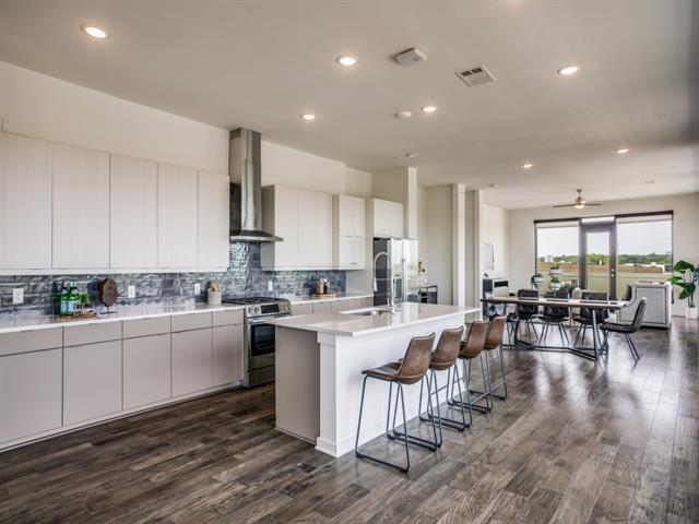 Foto principal - 7450 Coronado Ave