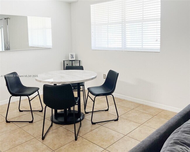 Foto del edificio - 8899 NW 107th Ct
