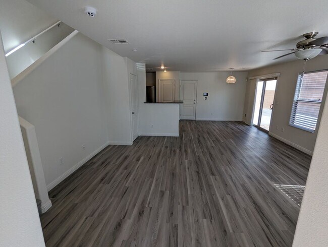 Foto del edificio - 10807 Mason Hill Ave
