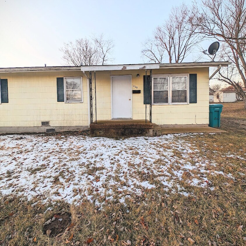 Primary Photo - 610-620 Blair St