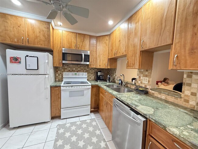 Foto del edificio - 219 NE 14th Ave