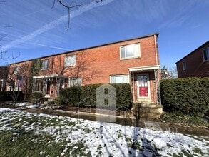 Building Photo - 2030 Harwitch Rd