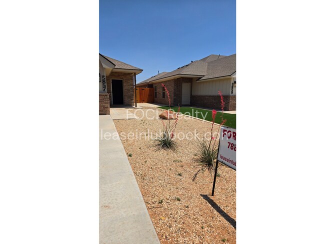 Building Photo - Modern, Open-concept in Frenship District