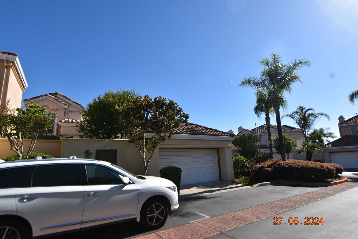 Primary Photo - Rare Corner Lot Property in a Gated Commun...