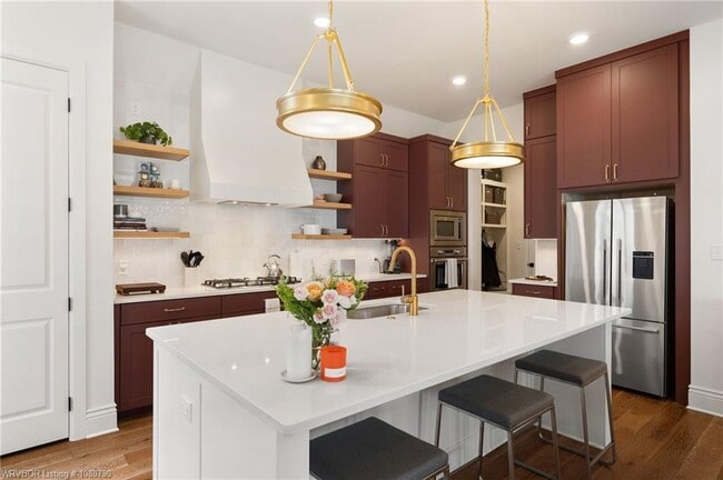 Foto del edificio - 9101 Birkshire Pl