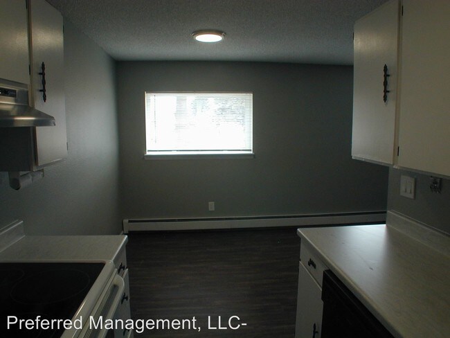 Building Photo - 4920 King Arthur Way