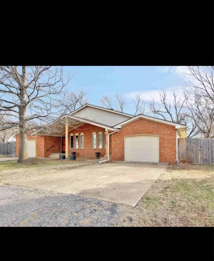 Foto principal - 702 S Taylor St