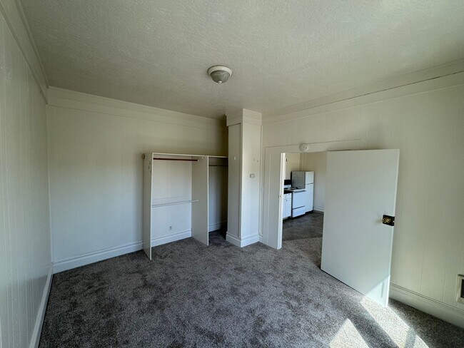 Foto del edificio - 309-361 NW Jackson