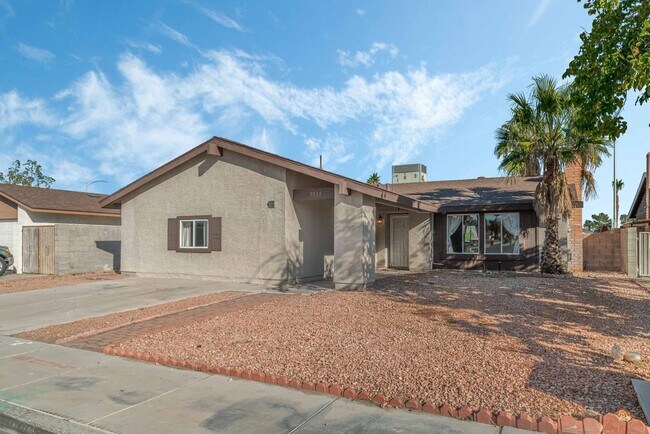 Foto del edificio - Welcome to your future home in the heart of Las Vegas!
