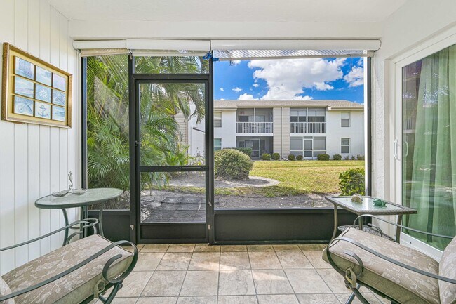 Foto del edificio - NOW AVAILABLE - Beautiful Condo in Cardinal Cove!